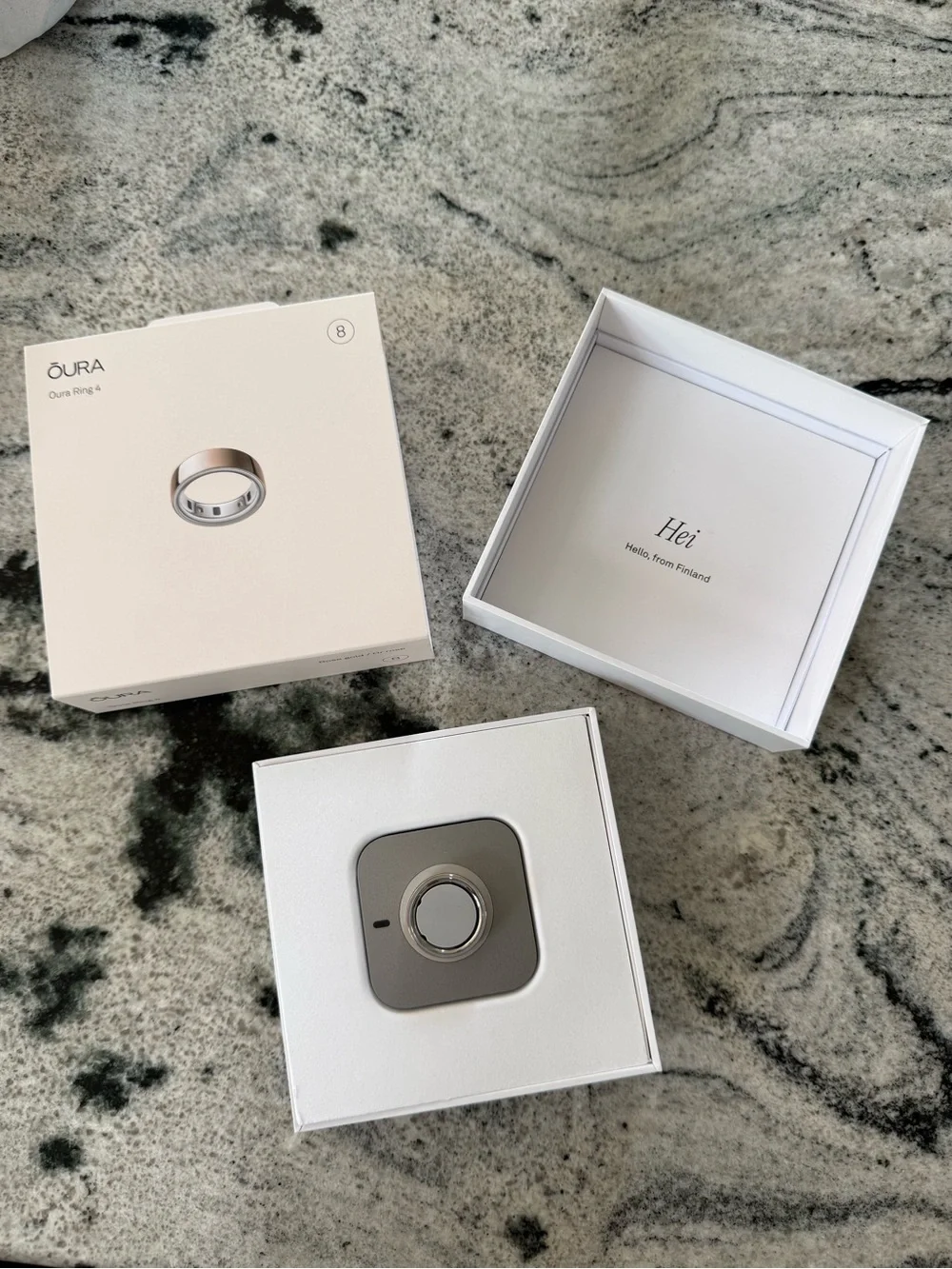 NEW Oura Ring 4 - Rose Gold